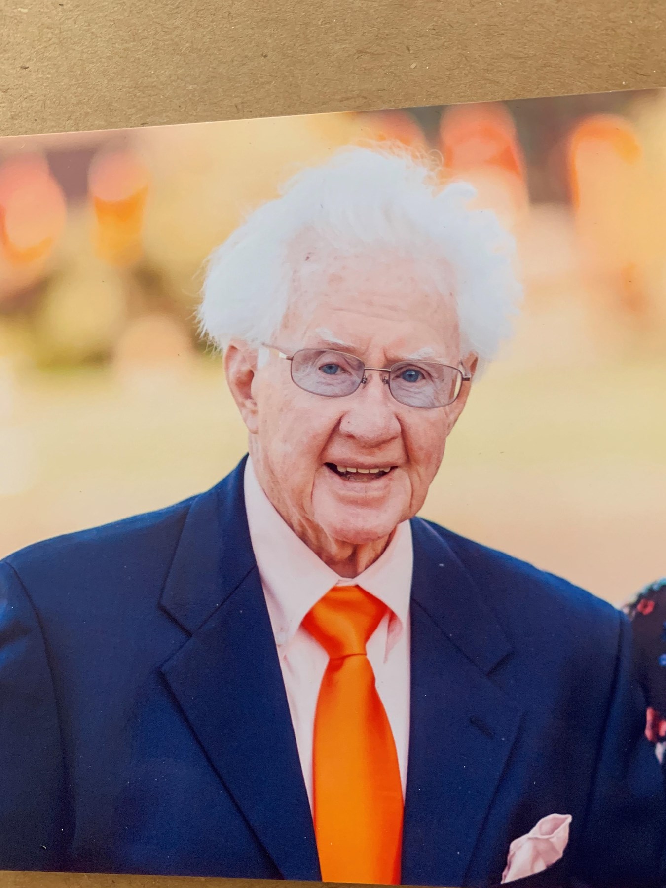 Obituary of Warren Nillsen Kelly