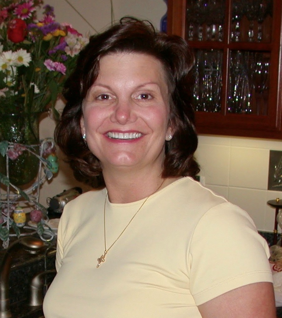 Obituary of Donna Trizzino Hinton