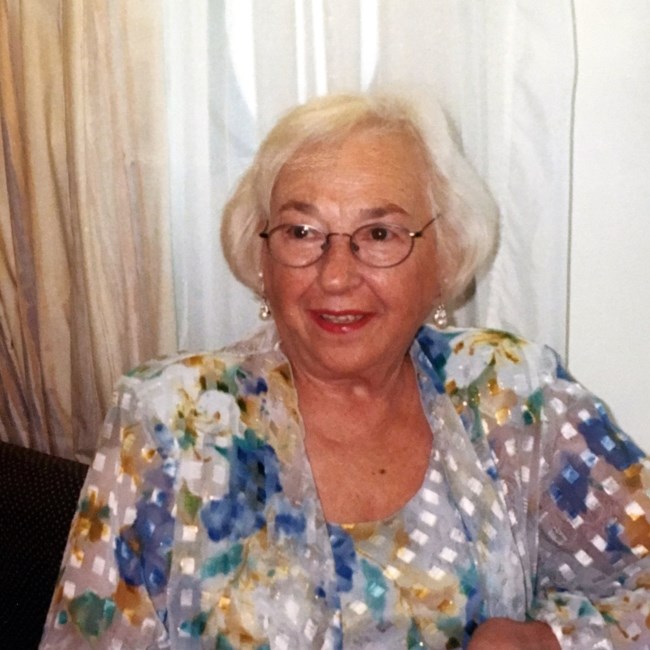 Obituario de Anne V. Young