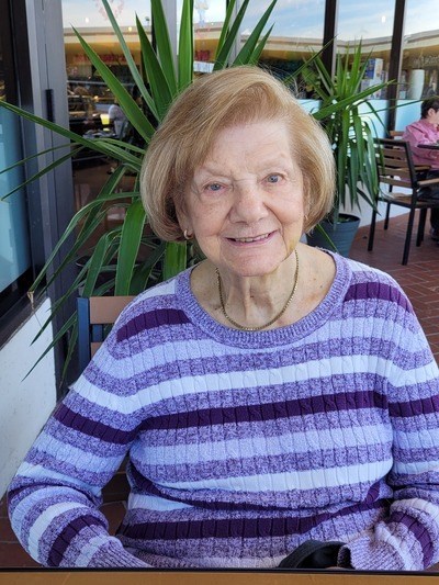 Obituary of Doris Cecilia Carroll