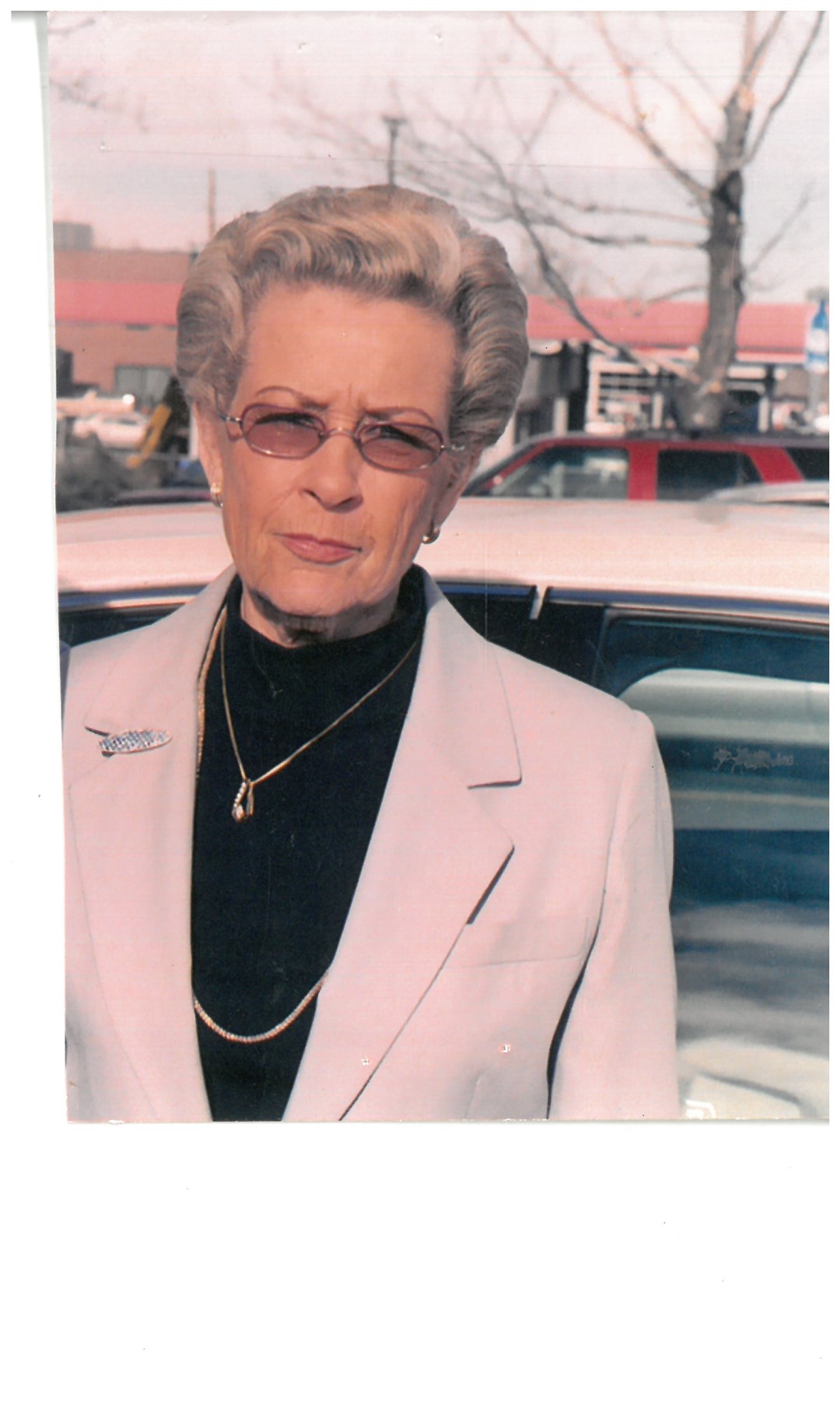 Obituary of Pauline Virginia Leonard