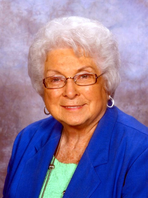 Obituary of Helen Ruth Redus