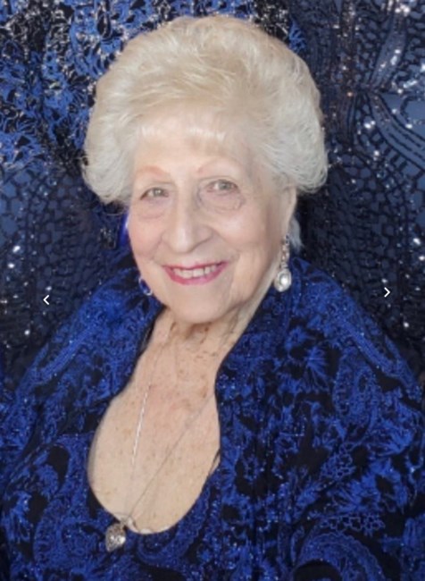 Obituary of Stella English