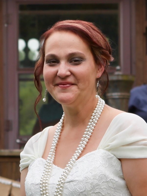 Obituary of Anna L.  (Henderson) Hines