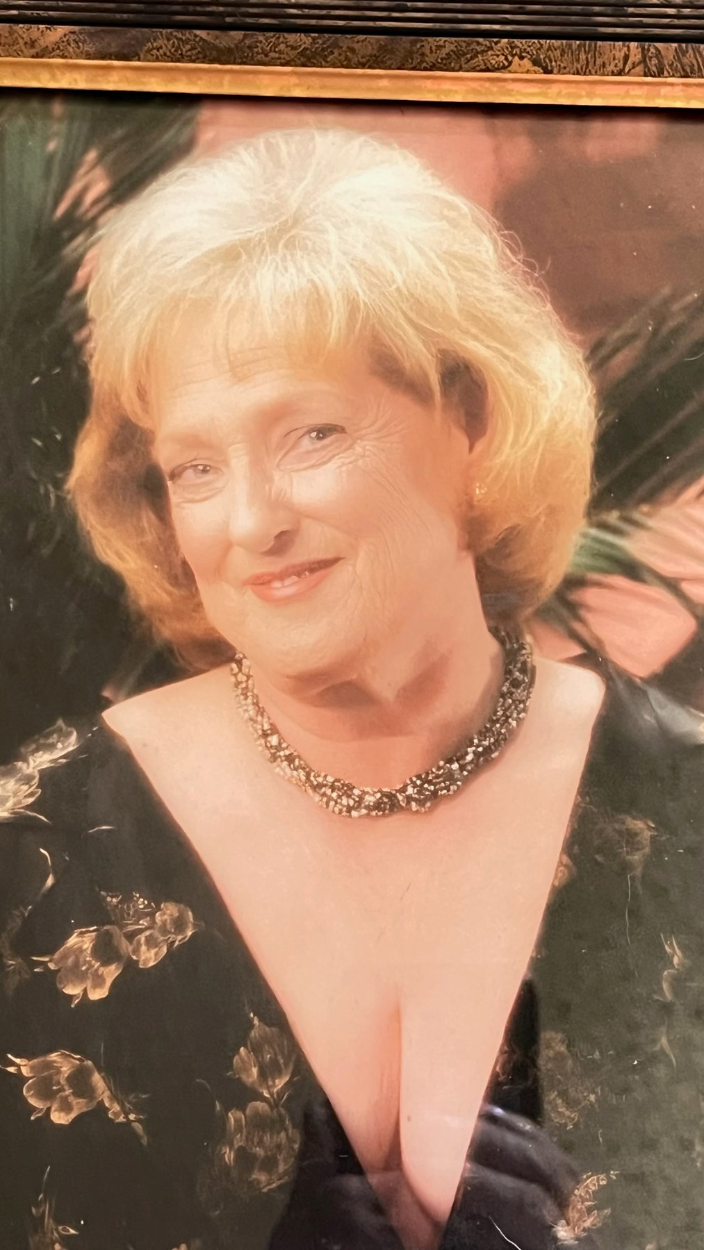 Obituary of Linda Lee Morrow