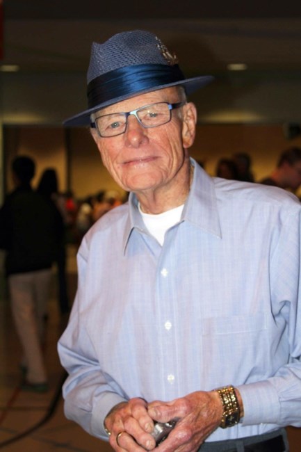 Obituary of Carlie Baltzell Houseworth