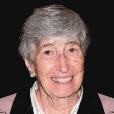 Obituary of Lucrecia Clara Mena