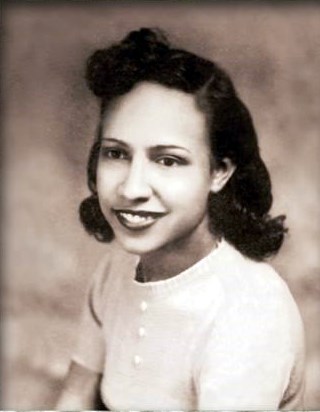 Obituary of Mary Louise Holmes