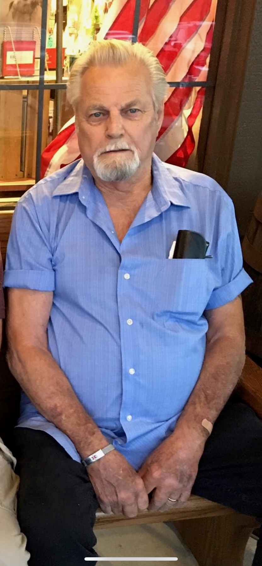 Avis de décès de Johnny Alfred Moyers