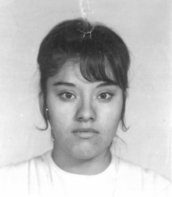 Obituary of Maria Gloria Macias