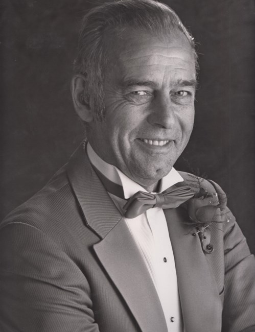 Avis de décès de James Longe