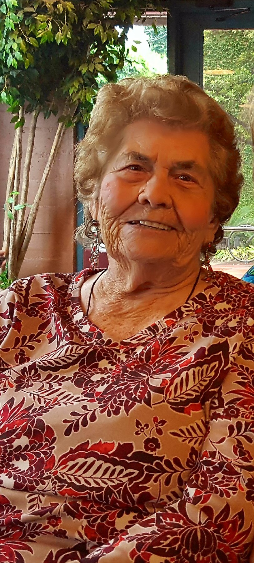 Obituary of Bessie Glos