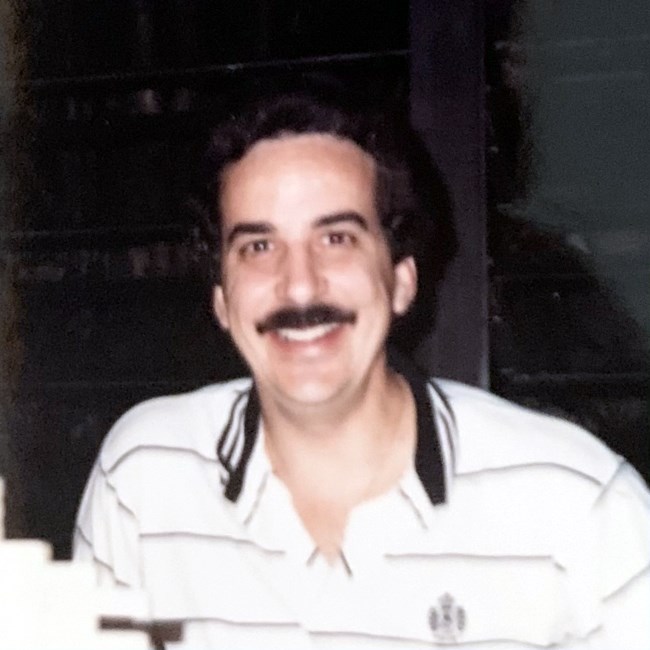 Obituary of Miguel A. López Bajandas "Nicky"