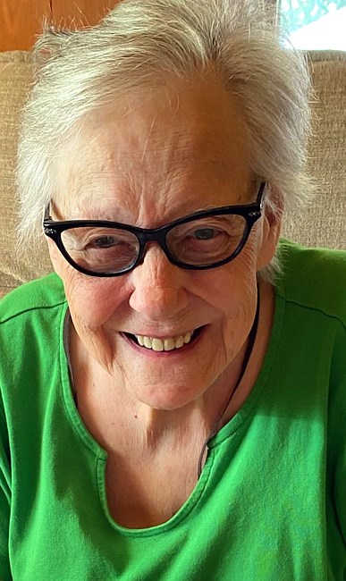 Obituary of Dorothy "Dottie" (Champagne) Holliday