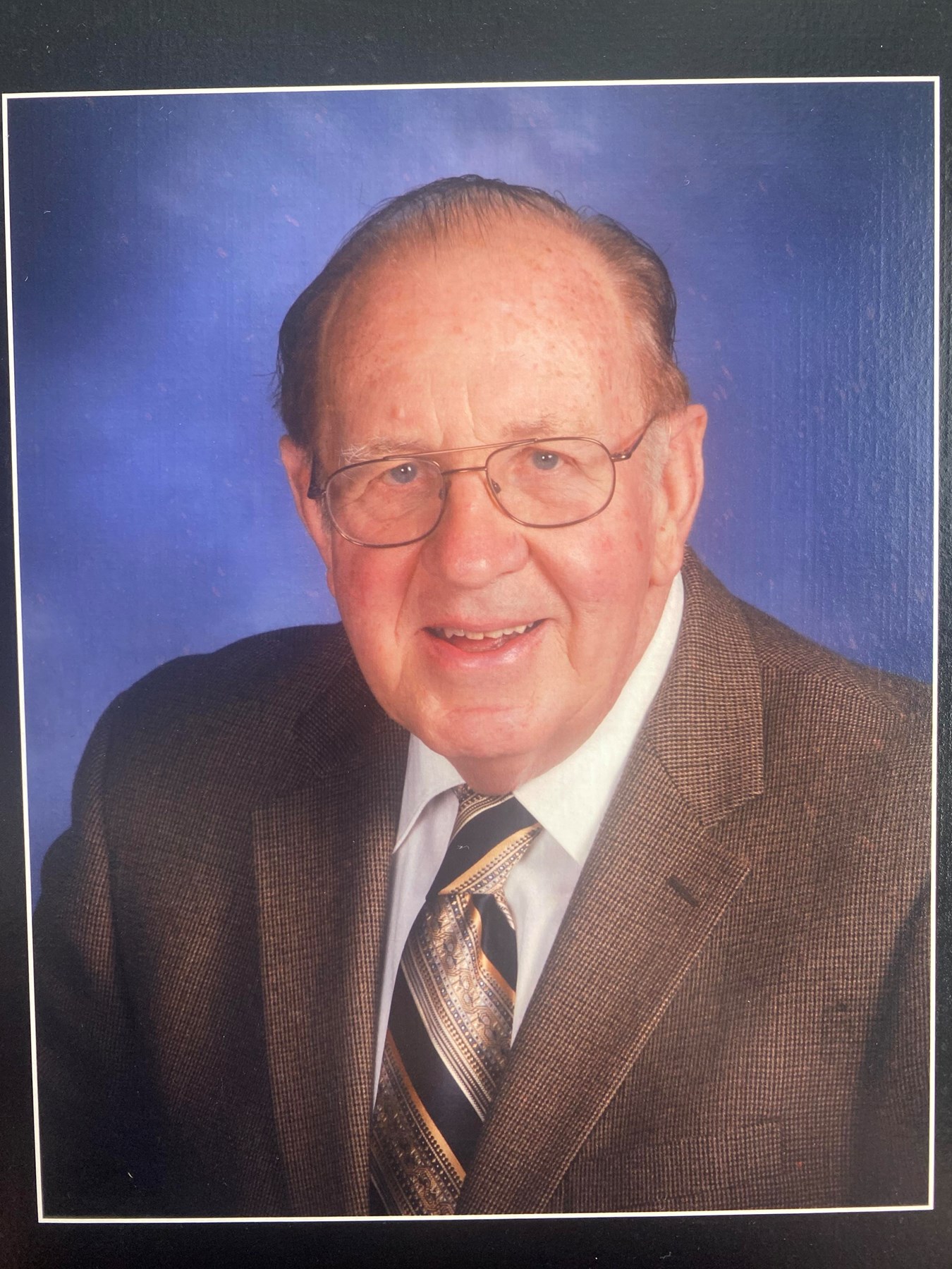 Obituario de Robert Eugene Zartman