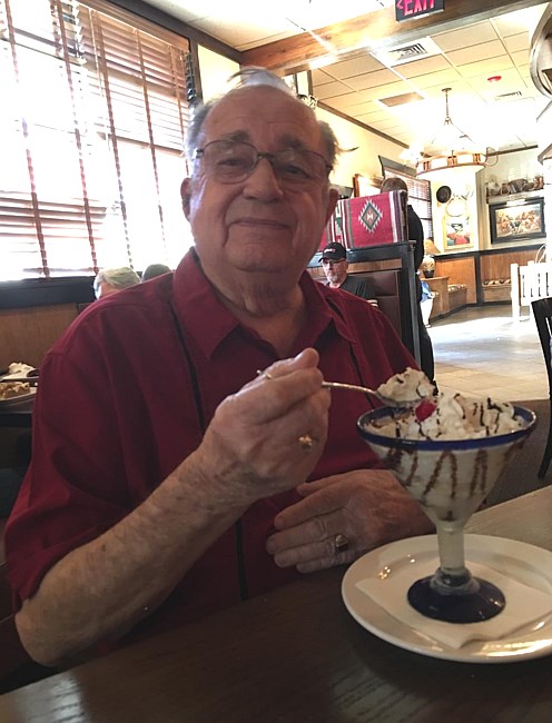 Avis de décès de James Kenneth "Ken" Massey