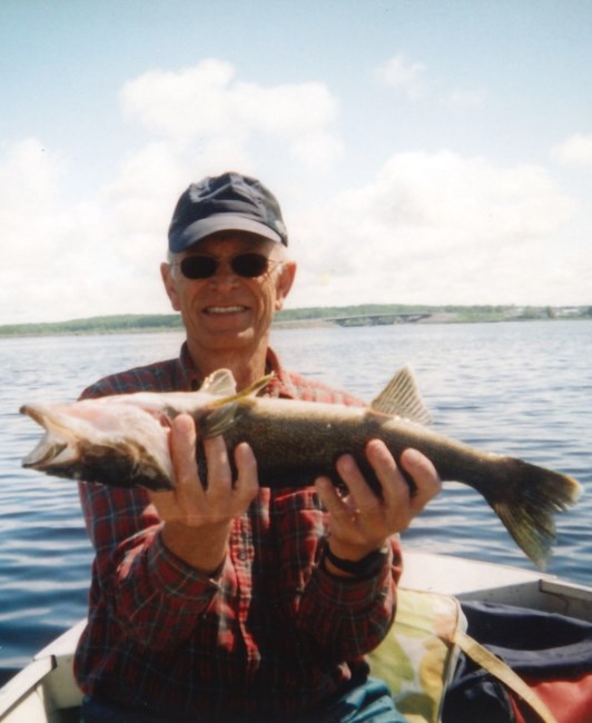 Obituary of Roger Hoff