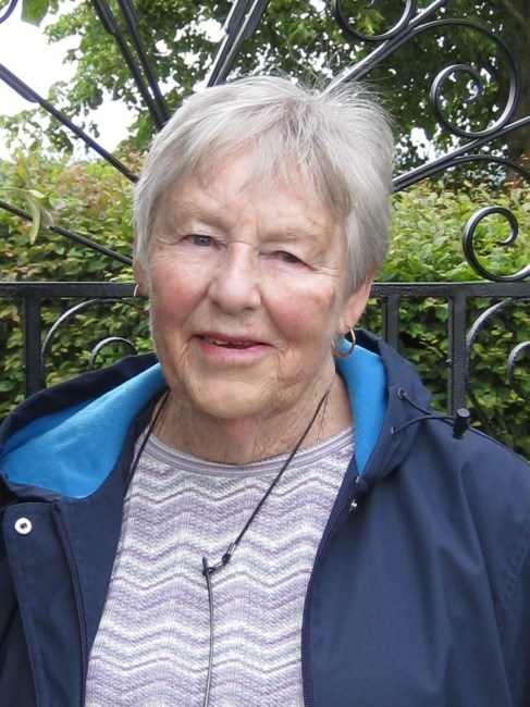 Obituary of Eleanor Edith Robertson