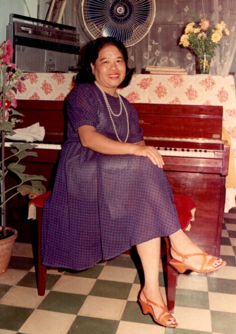 Obituary of Hue Thi Ngo