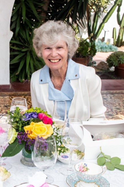 Obituary of Gloria Bess Widmann