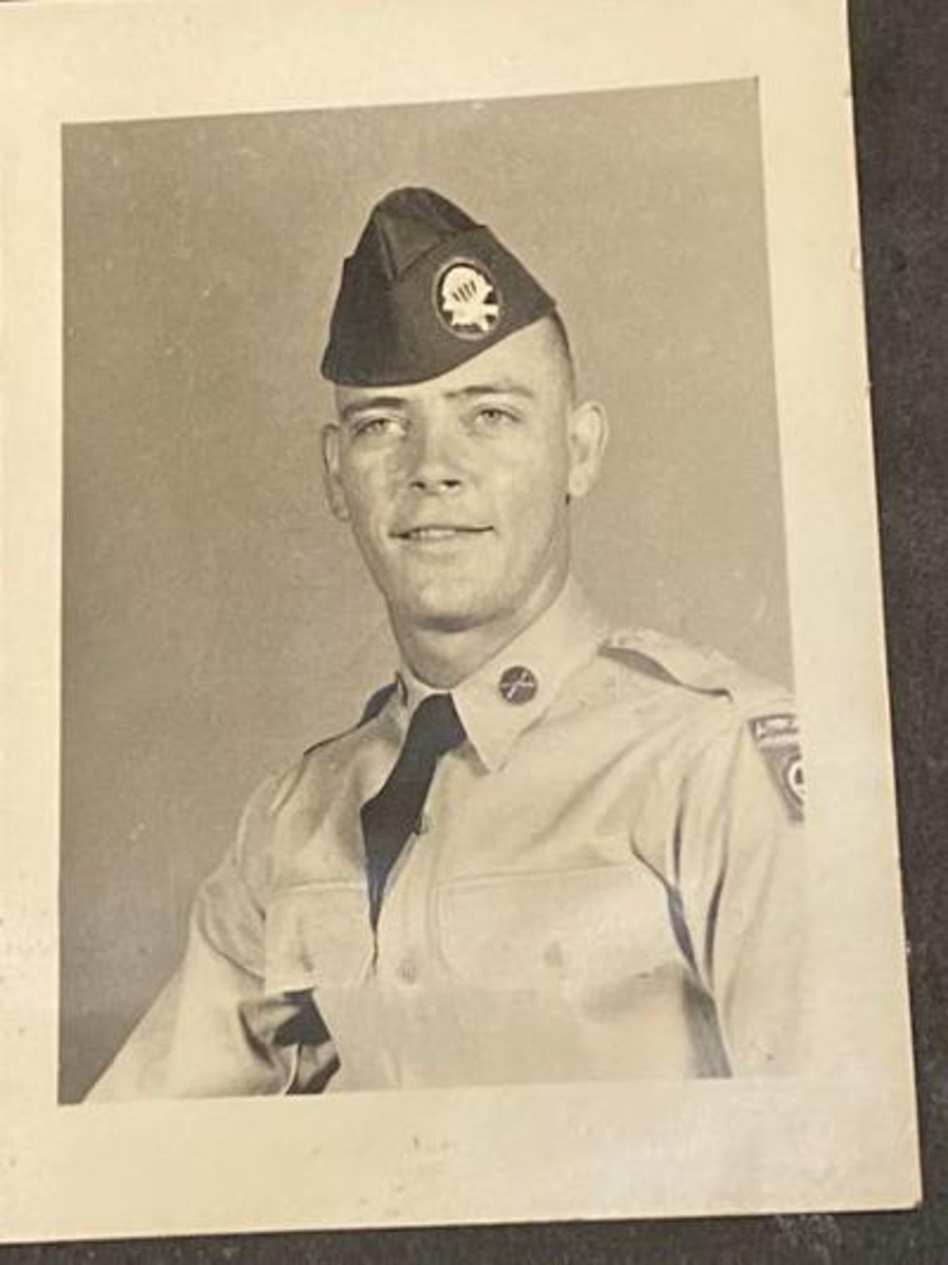 Avis de décès de James Aubrey Hayes