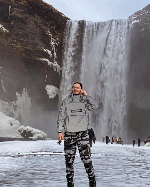 Obituary of Arthur Whitney Wear III