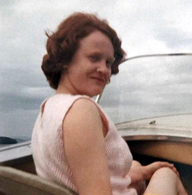 Obituario de Waltraud M. Puhle