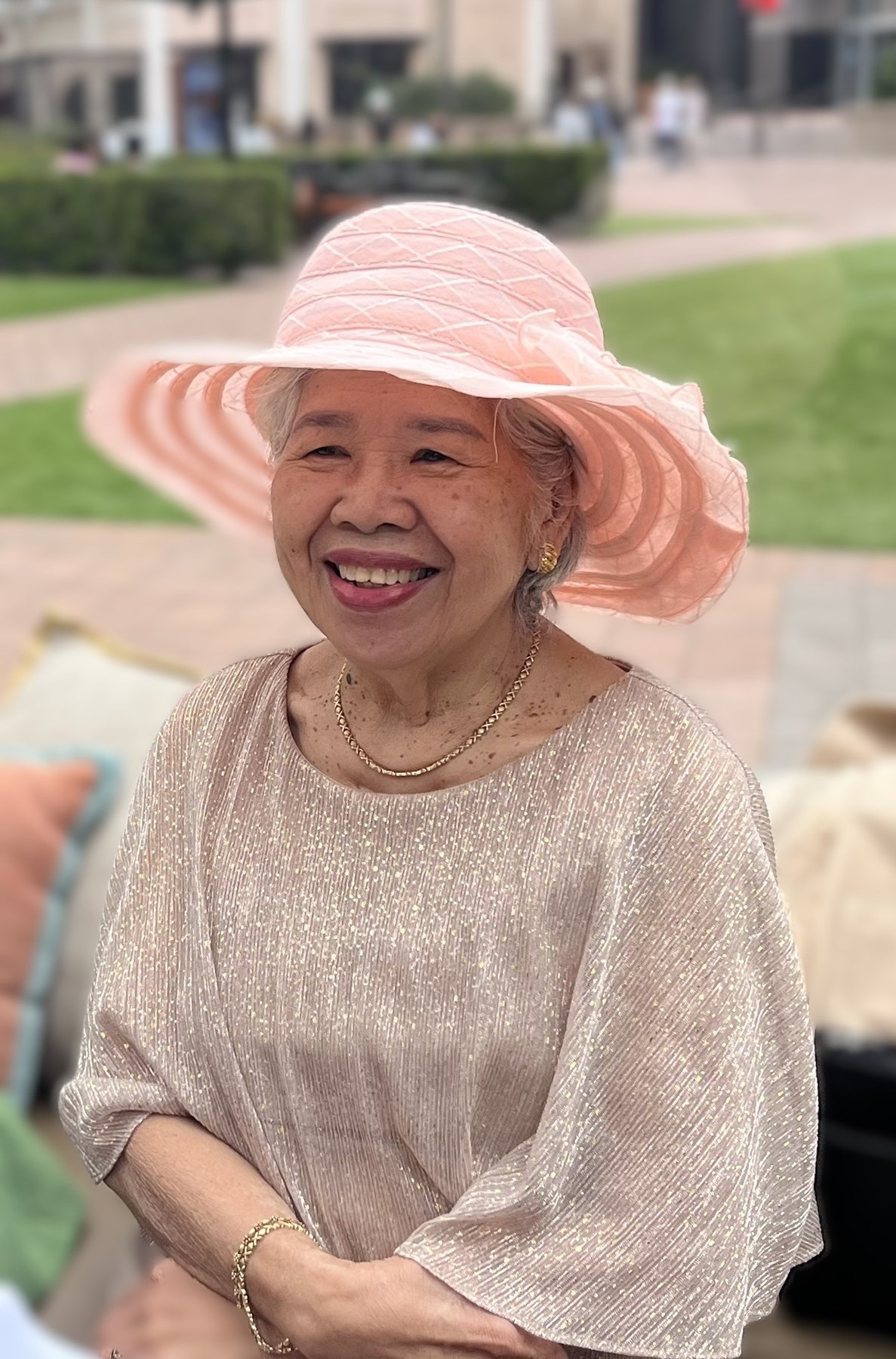 Obituary of Erlinda Mira Dulla