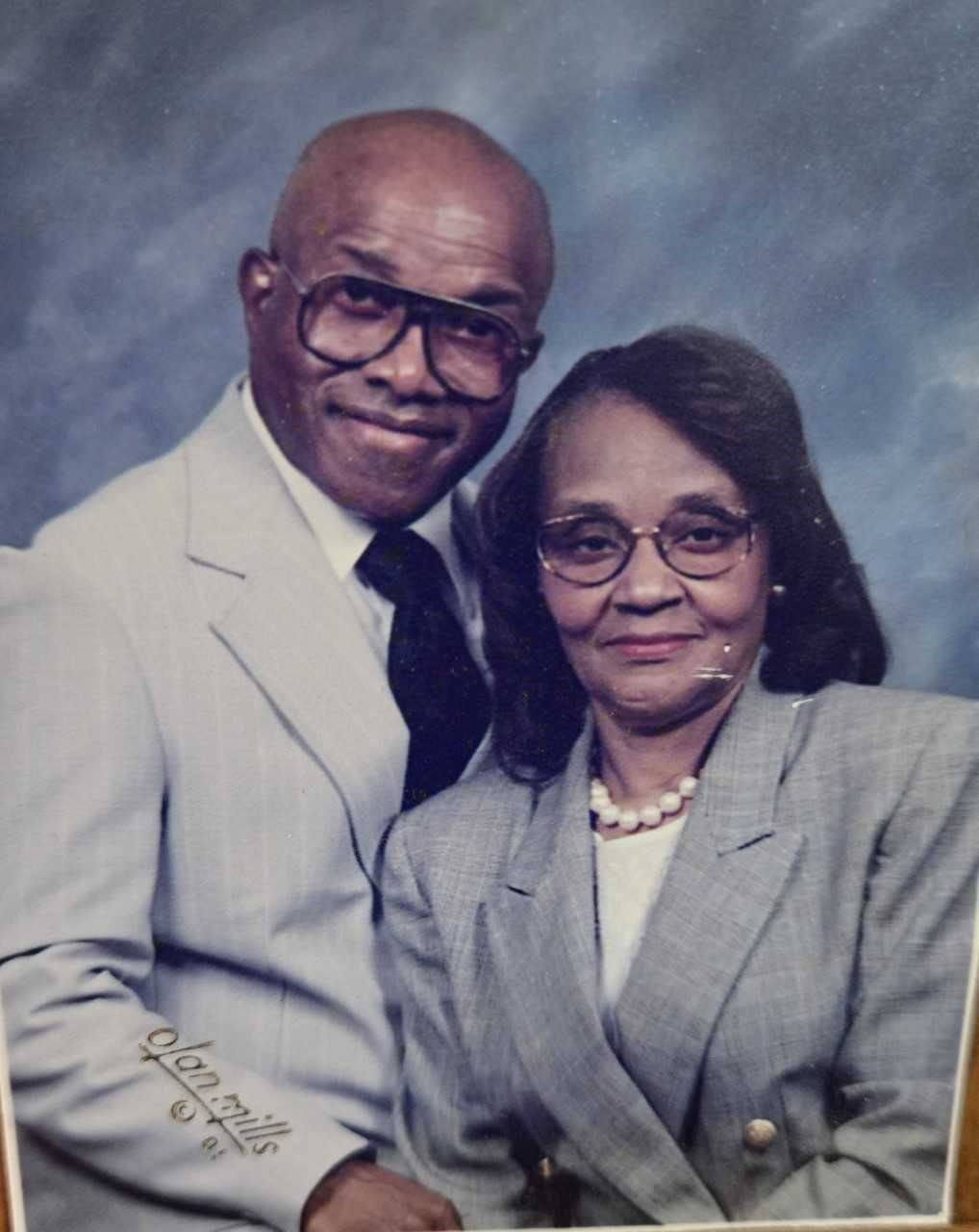 Obituary of Mr. and Mrs. Marion (Ruby) Edward Lester