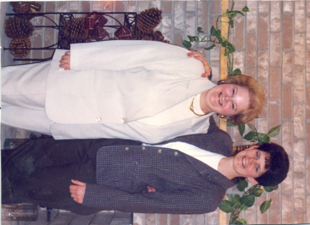 Obituary of Barbara Lynn "Barb" Aper