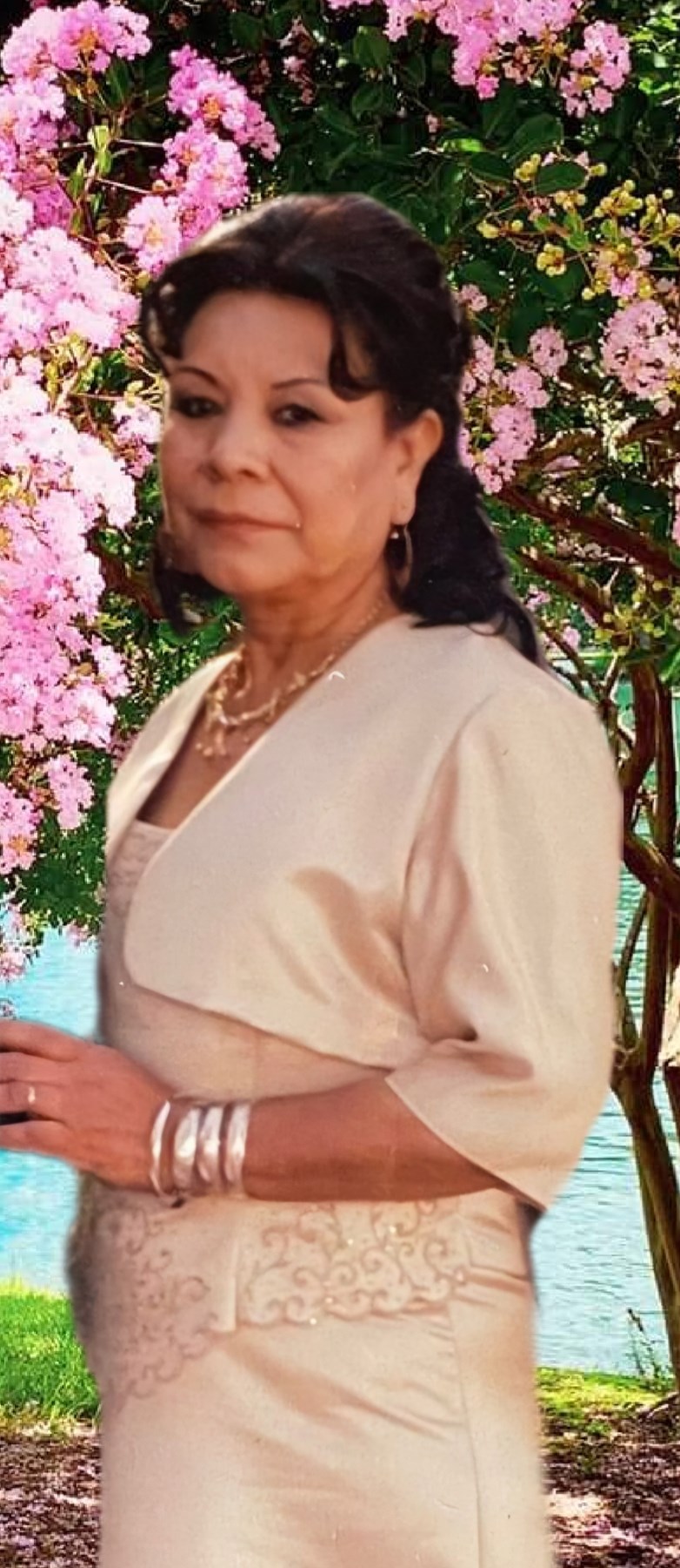 Obituary of Yolanda Estrella Miranda