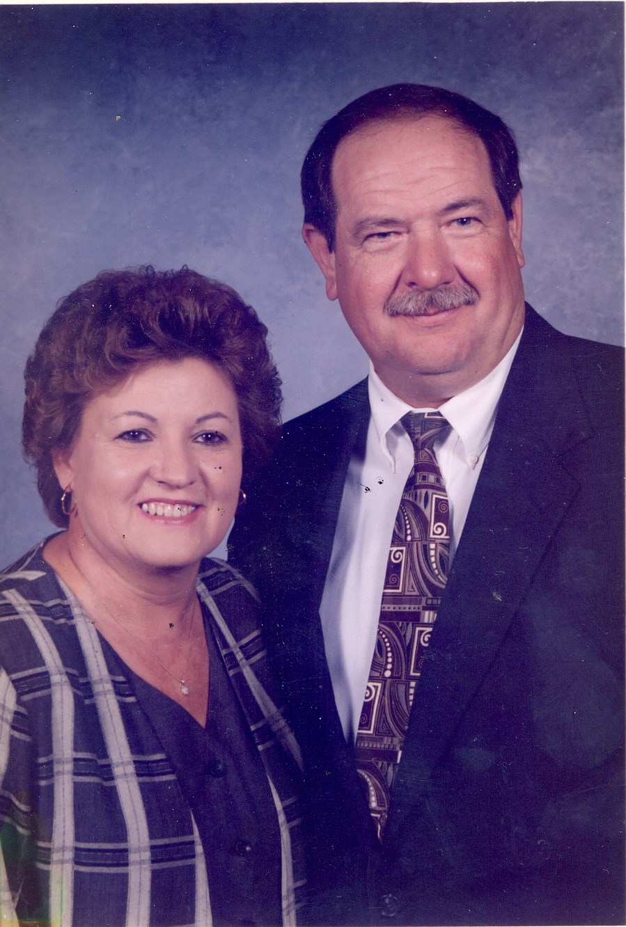 Obituario de Charles Richard Maddox