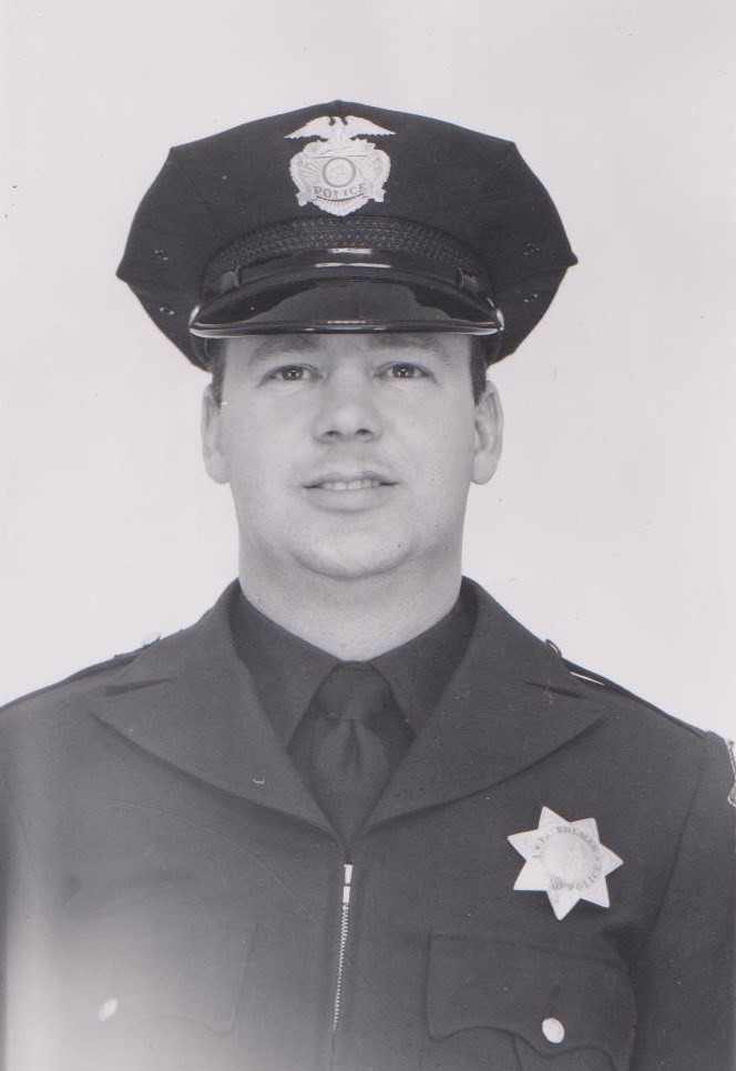 Obituary of Ernest Charles Peterson Jr.