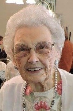 Obituary of Marie Evelyn Llewellyn