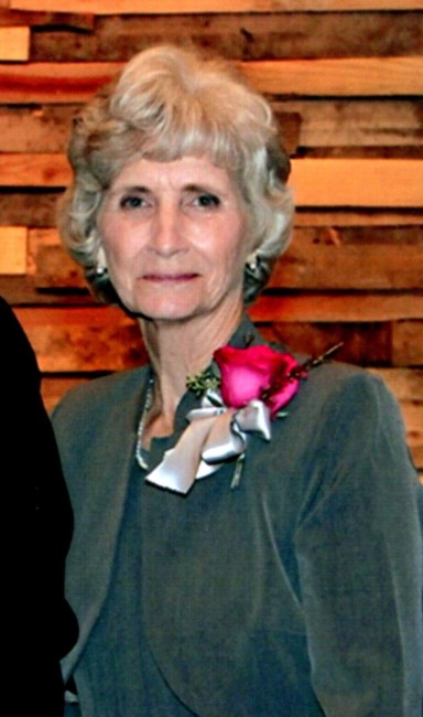 Obituario de Carolyn Lou Fuller Smith