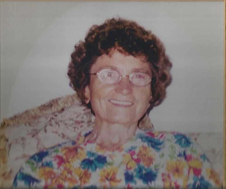 Obituario de Anna Oesterle