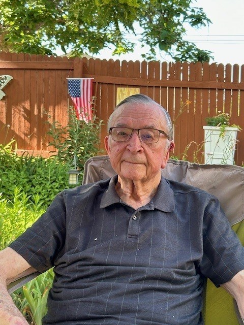 Obituary of Paul Luke Mahnen