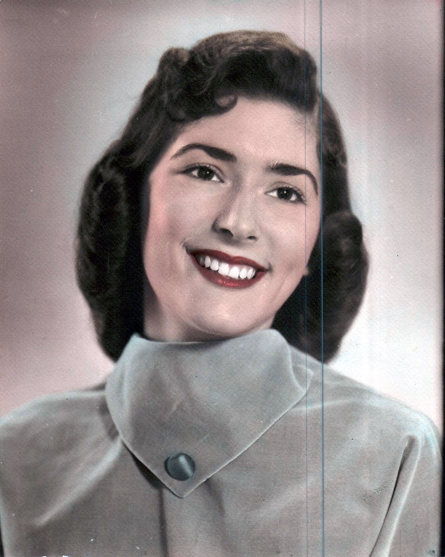 Kay Sharp - Facebook, Instagram, Twitter [Profiles]