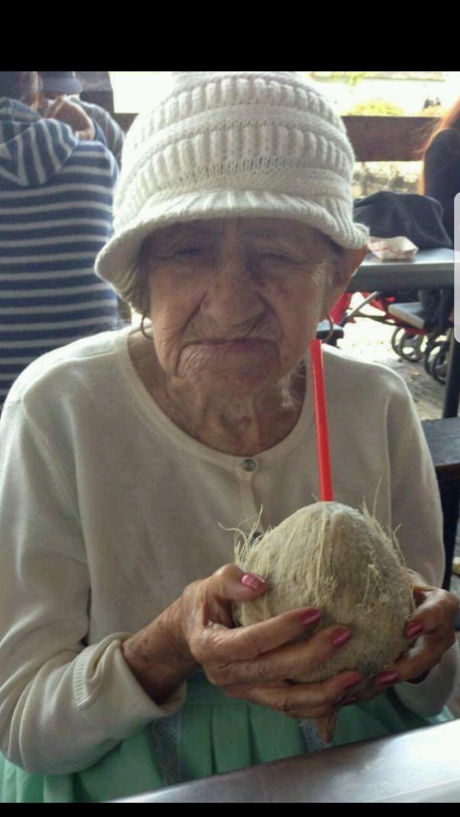 Obituary of Elmira Dubon