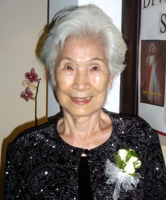 Obituario de Mrs. Hisako Mochida Swallows