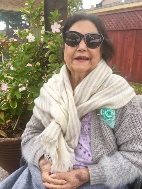 Obituary of Maria Luisa Perez