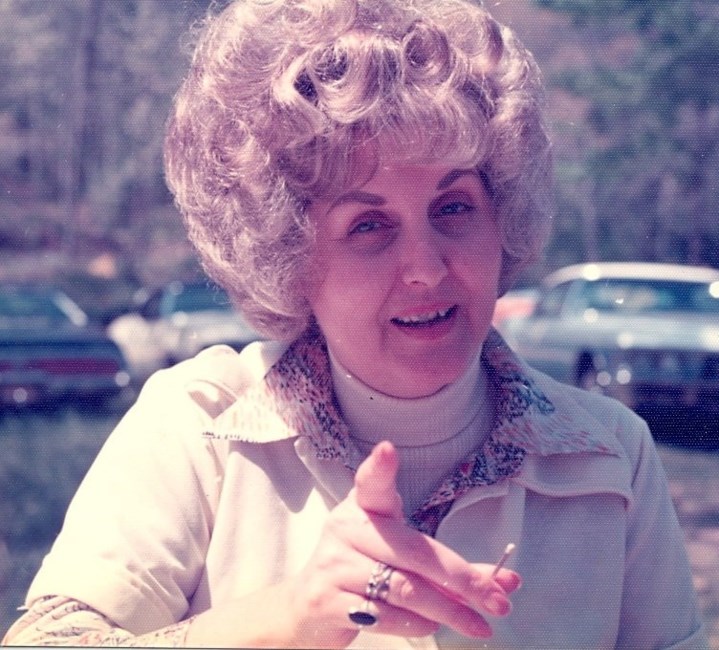 Obituary of Shirley Smith Beam