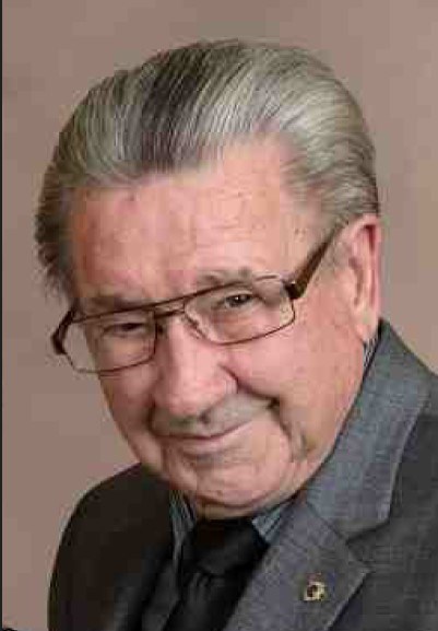 Obituary of Merlyn "Pete" Amos Thompson