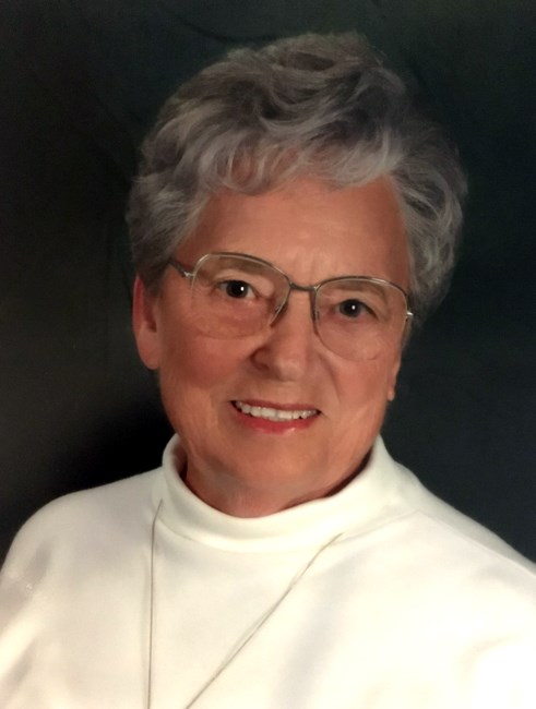Obituary of Elaine E. Gray