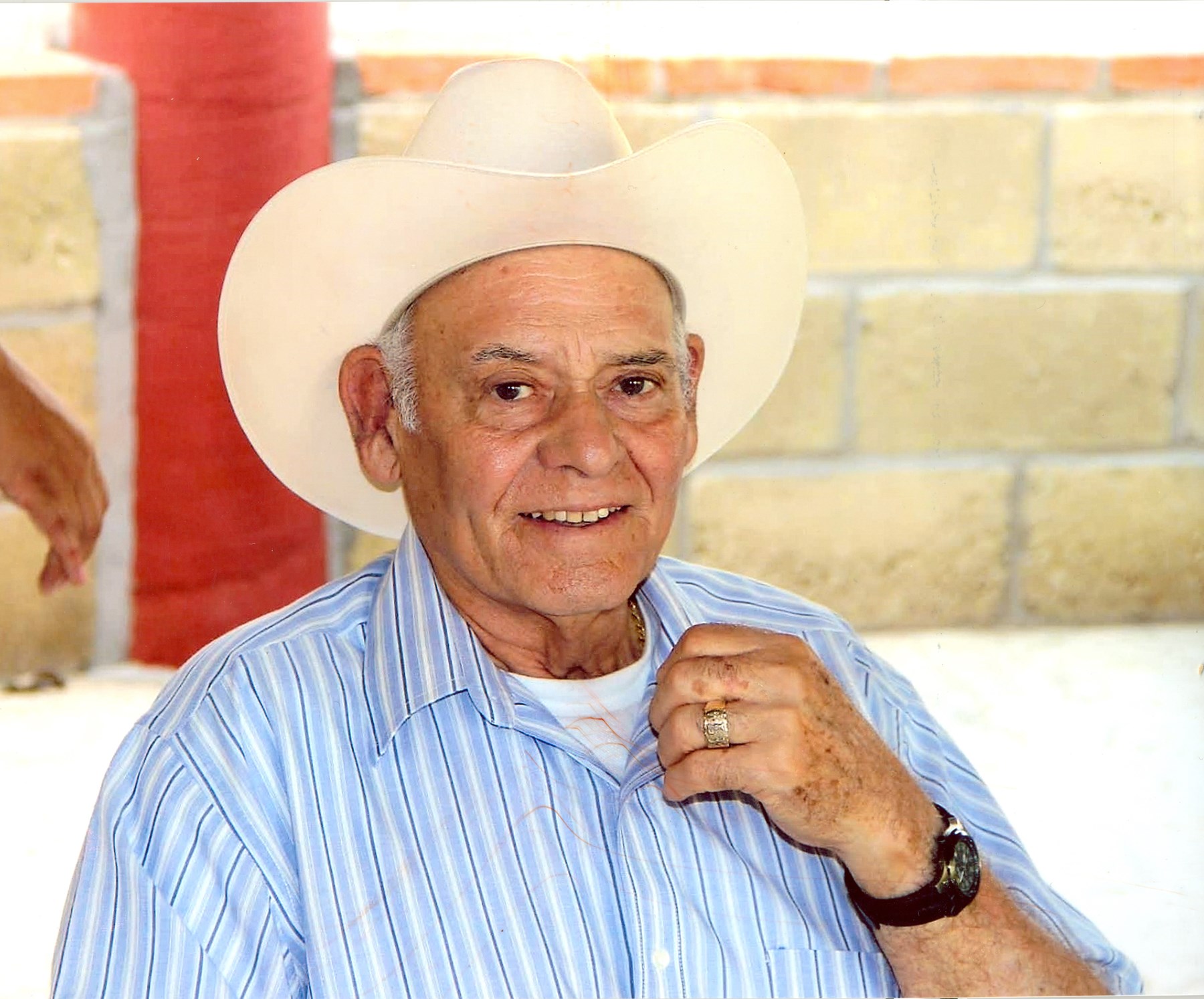 Obituary of Guillermo Lopez