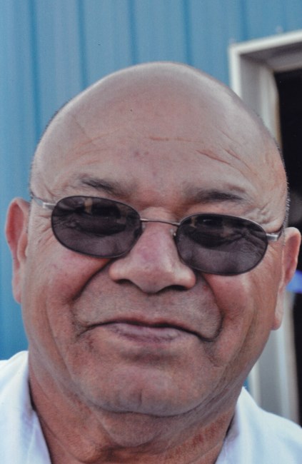 Obituary of Inocencio Bustillos Uresti