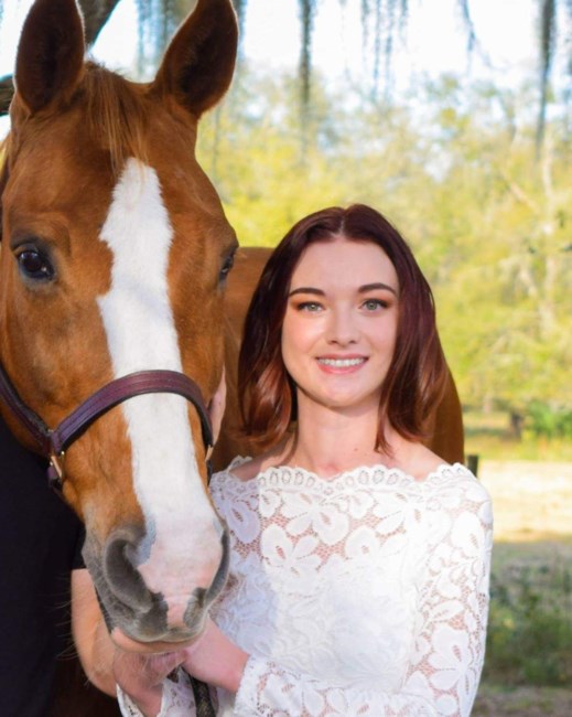 Obituary of Traci Lianne Carwana