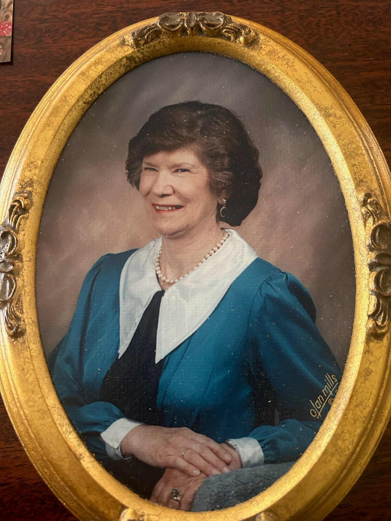 Obituary of Carolyn Wilkerson Woolley