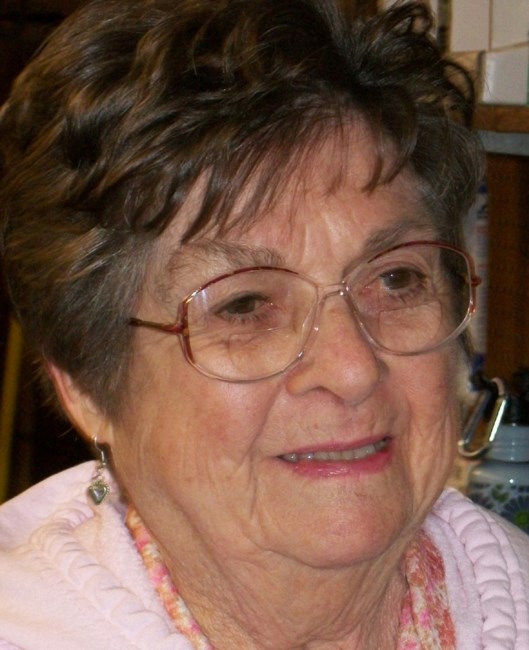 Obituary of Elsbeth D. Verkade