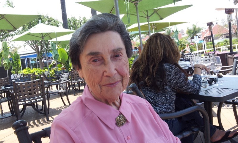 Obituario de Helen Jane Kowalik